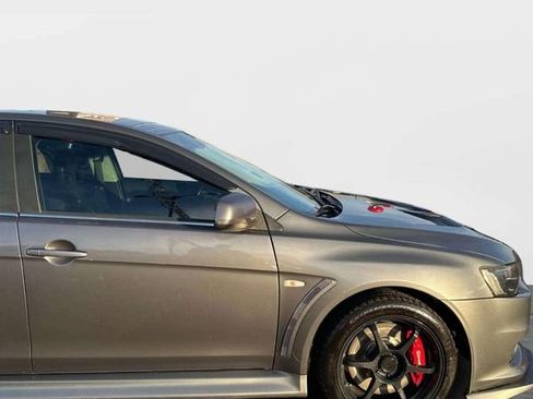 Used 2011 Mitsubishi Lancer Evolution MR image 4