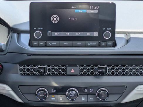 Certified 2025 Honda Accord LX image 18
