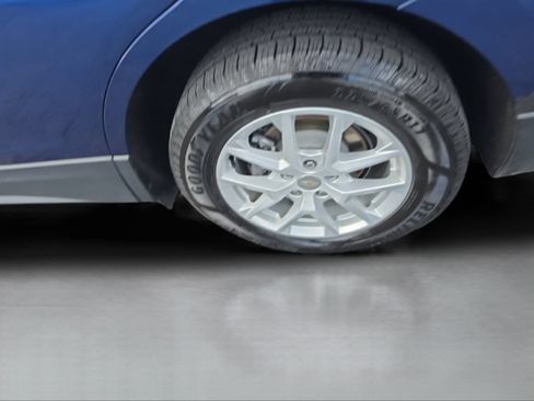 Used 2022 Chevrolet Equinox LS FWD image 32