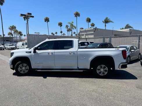 Used 2023 GMC Sierra 1500 SLT w/ SLT Convenience Package AWD/4WD image 28