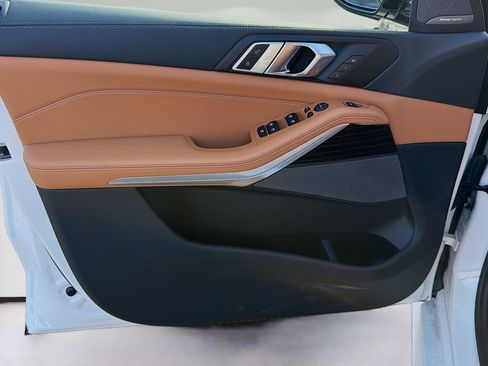 Used 2026 BMW X5 xDrive40i w/ M Sport Package image 22