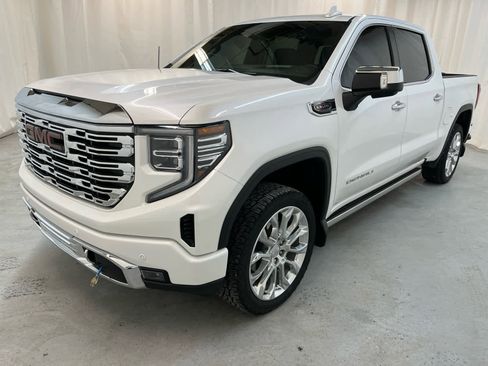 Used 2024 GMC Sierra 1500 Denali w/ Denali Reserve Package image 1