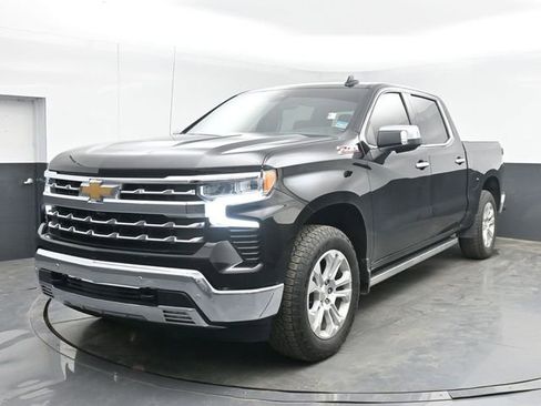 Used 2022 Chevrolet Silverado 1500 LTZ AWD/4WD image 10