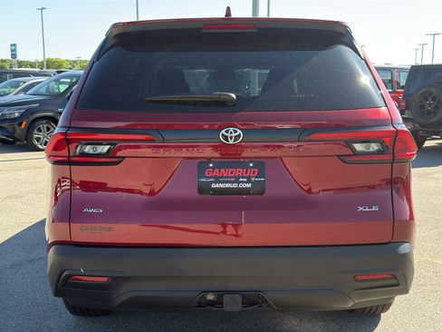 Used 2024 Toyota Grand Highlander AWD image 7