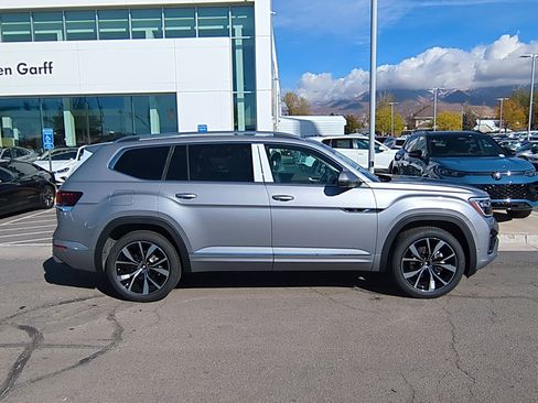 New 2026 Volkswagen Atlas SEL Premium R-Line AWD/4WD image 2