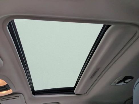 Used 2025 Subaru Crosstrek 2.5i Limited w/ Popular Package #4A image 19