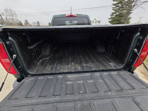 Used 2016 Chevrolet Colorado LT w/ Safety Package image 18