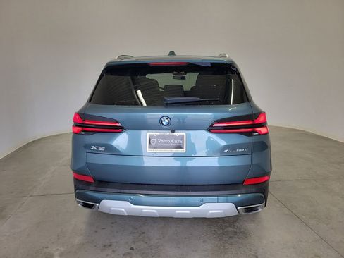 Used 2025 BMW X5 xDrive50e image 6