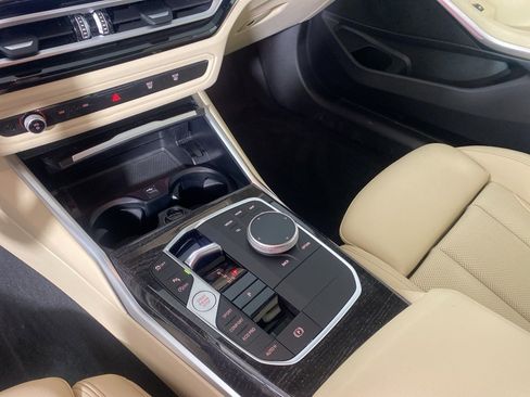 Certified 2023 BMW 330i xDrive Sedan w/ Convenience Package image 27