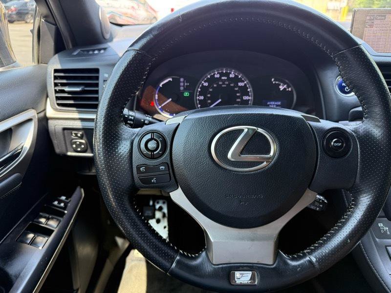 Used 2015 Lexus CT 200h w/ Navigation Package FWD image 29