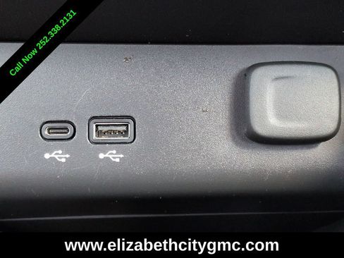 Used 2024 Buick Encore GX Sport Touring FWD image 27