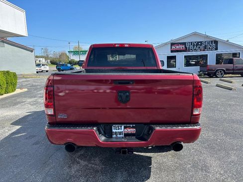 Used 2013 RAM 1500 Express RWD image 9