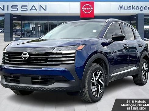 New 2026 Nissan Kicks SV image 2