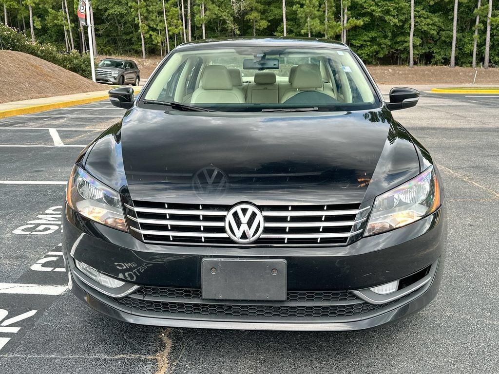 Used 2013 Volkswagen Passat TDI SEL Premium FWD image 5