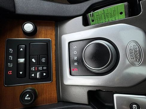 Used 2015 Land Rover LR4 HSE image 19