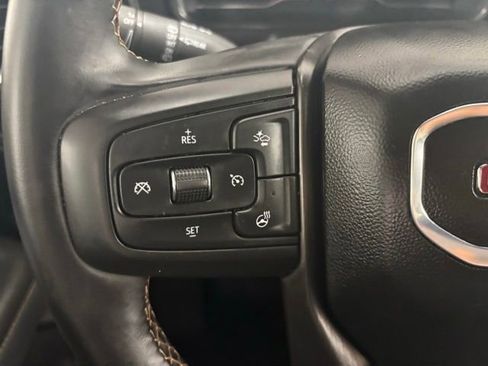 Used 2024 GMC Yukon AT4 w/ Technology Package AWD/4WD image 28