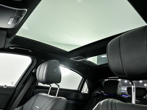 Used 2020 Mercedes-Benz S 63 AMG 4MATIC Sedan image 24