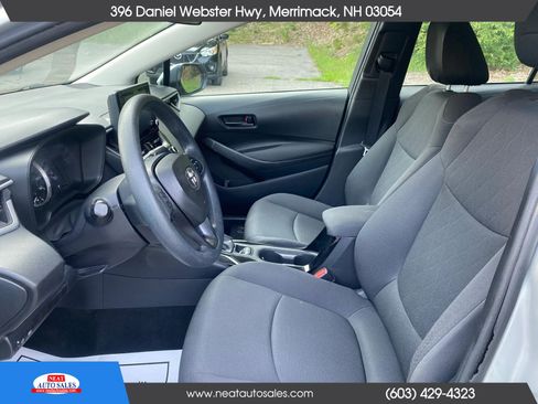 Used 2022 Toyota Corolla LE FWD image 9