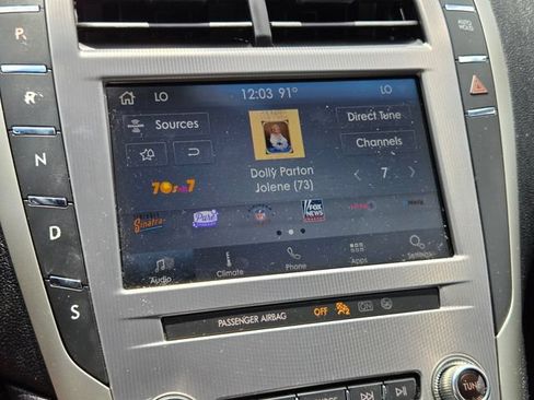 Used 2020 Lincoln MKZ FWD image 24