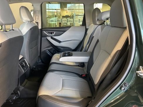 Used 2023 Subaru Forester Premium image 26