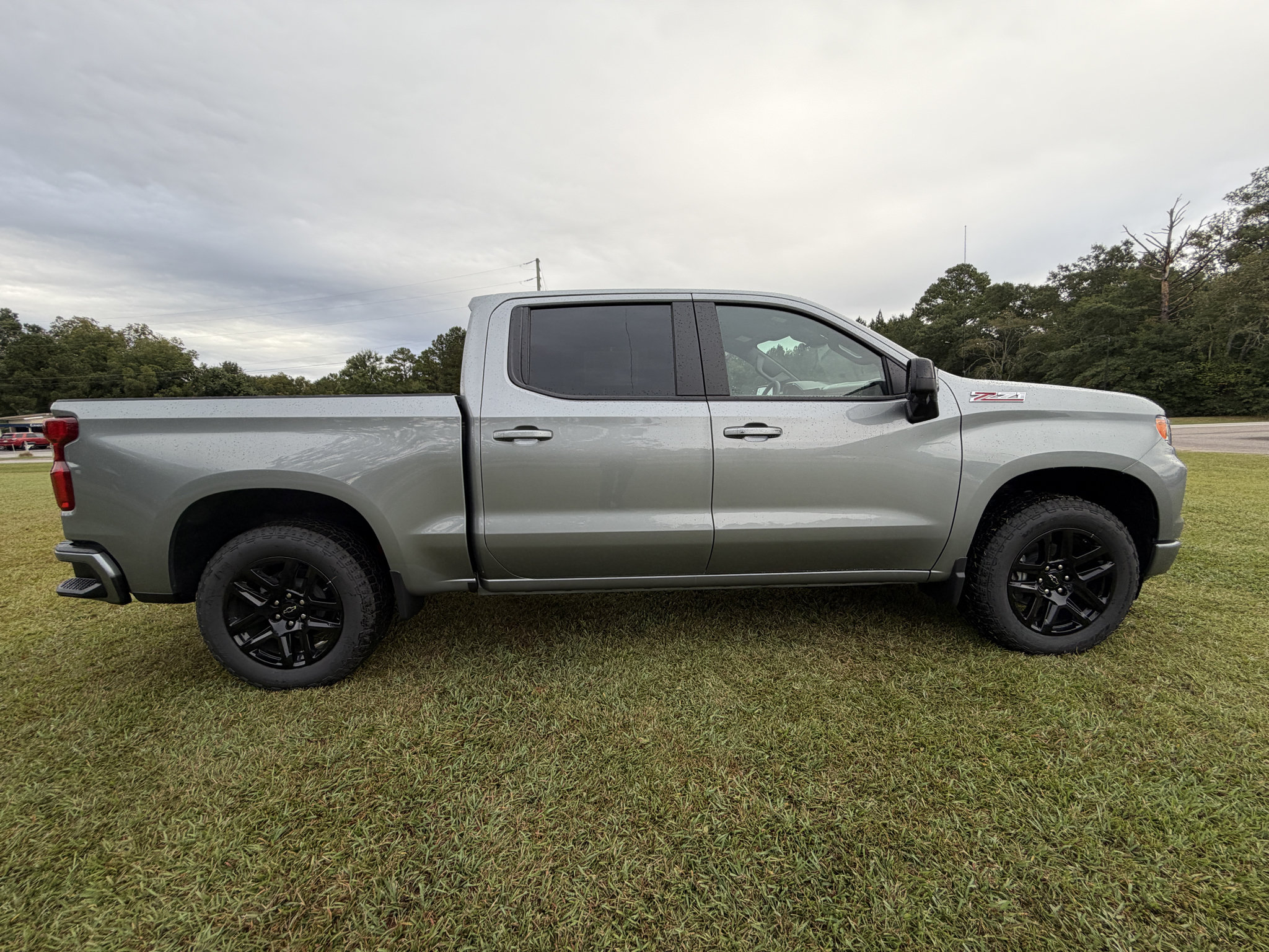 New 2026 Chevrolet Silverado 1500 RST w/ RST All Star Premium Package AWD/4WD image 2