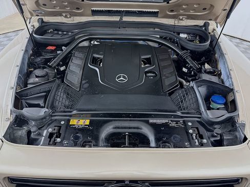 Used 2021 Mercedes-Benz G 550 w/ Exclusive Interior Package image 32