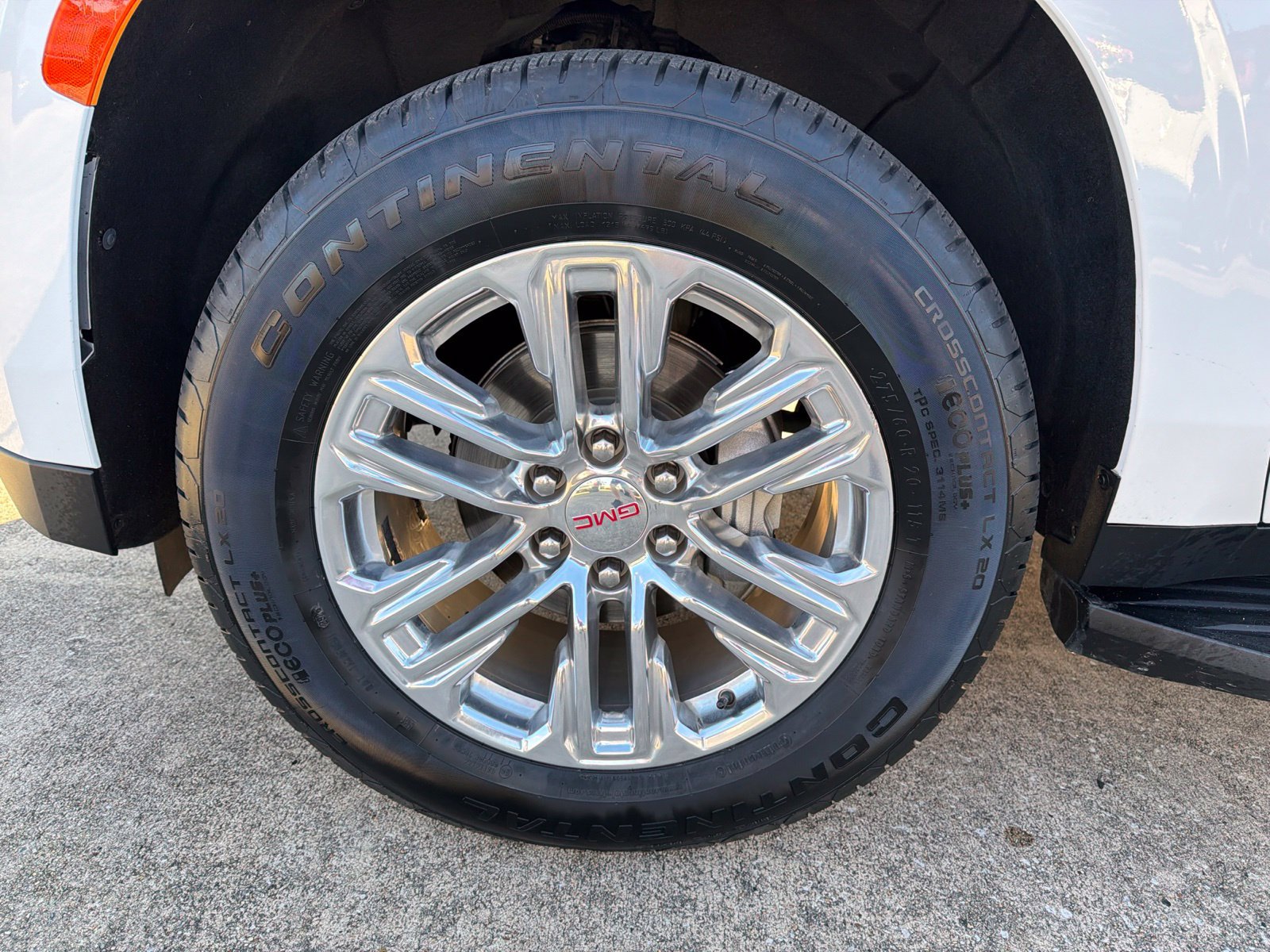 Used 2023 GMC Yukon SLT w/ SLT Premium Package RWD image 7