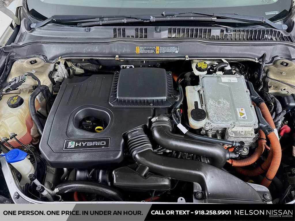 Used 2016 Ford Fusion SE w/ Equipment Group 502A FWD image 29