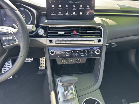 Used 2025 Genesis G70 2.5T w/ Sport Prestige Package image 28