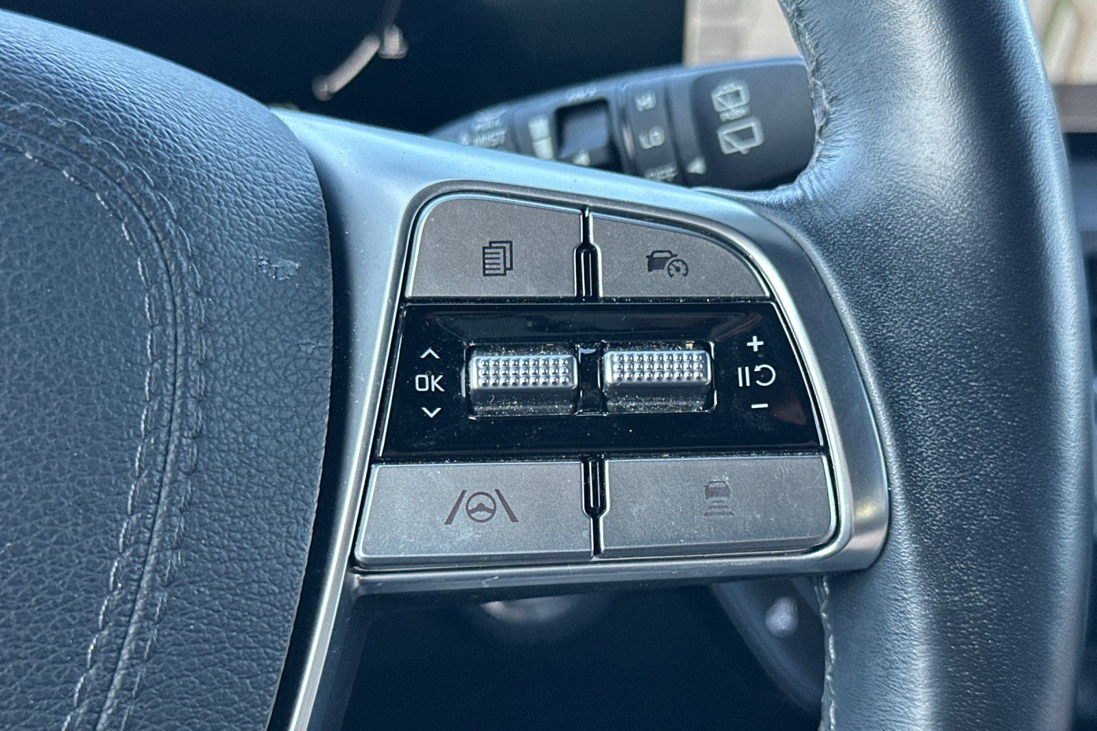 Used 2023 Kia Telluride SX X-Pro AWD/4WD image 38