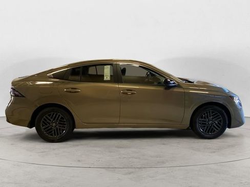 New 2026 Nissan Sentra SV w/ SV Convenience Package FWD image 6