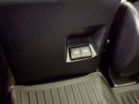 Certified 2024 Toyota 4Runner TRD Off-Road Premium AWD/4WD image 37
