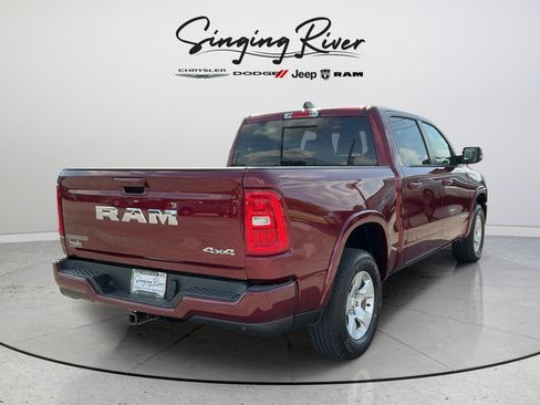 Used 2025 RAM 1500 Big Horn AWD/4WD image 7