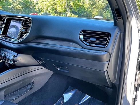 Used 2022 Dodge Durango GT image 23