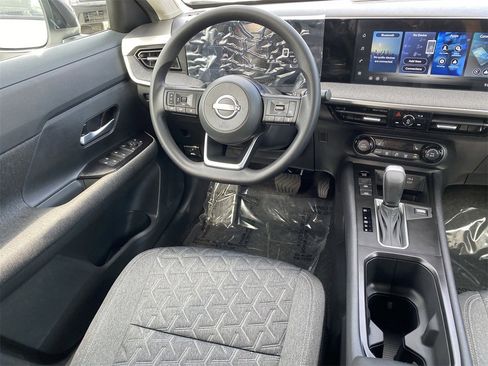 New 2026 Nissan Kicks SV image 15