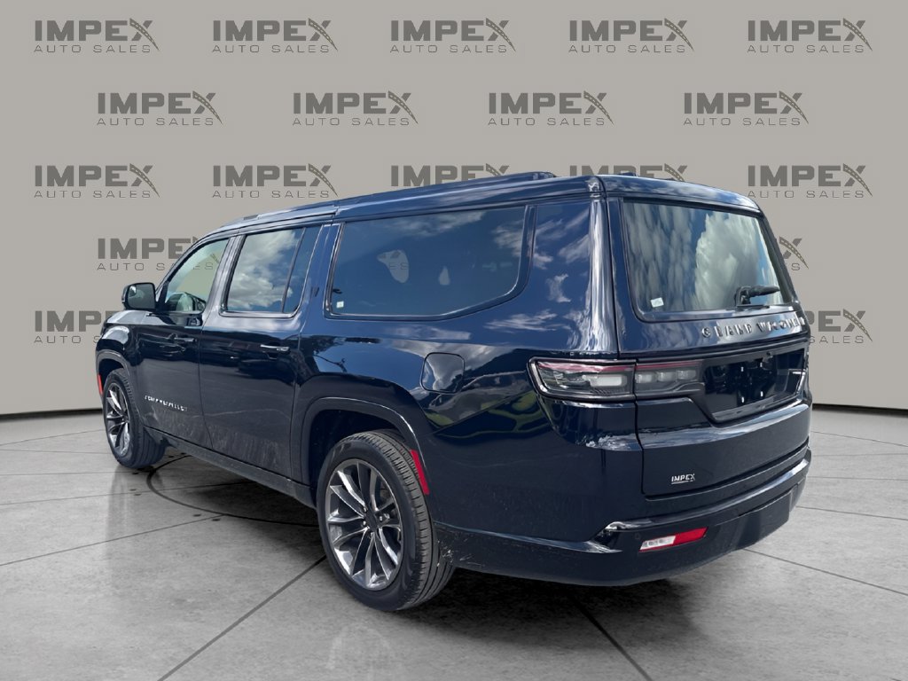 Used 2025 Jeep Grand Wagoneer L Series II Obsidian w/ Quick Order Packagew 28T AWD/4WD image 3