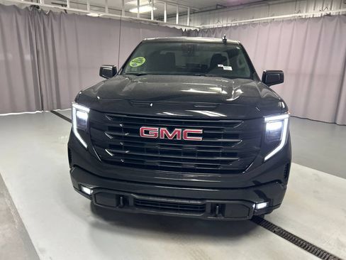 Used 2026 GMC Sierra 1500 Elevation AWD/4WD image 2