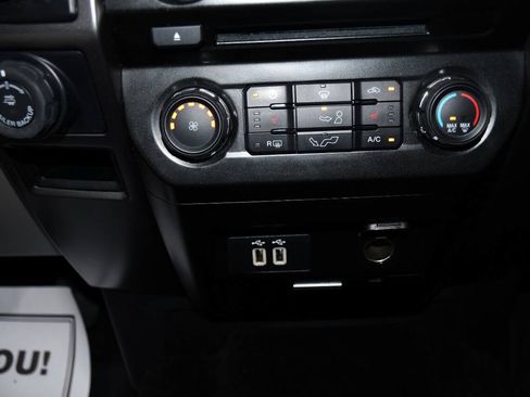 Used 2017 Ford F150 XLT w/ Equipment Group 302A Luxury AWD/4WD image 33