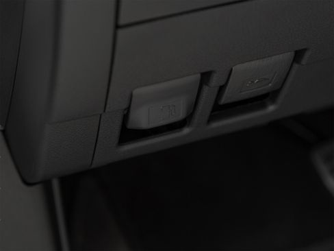 Used 2021 Lexus LX 570 4WD w/ Luxury Package image 23