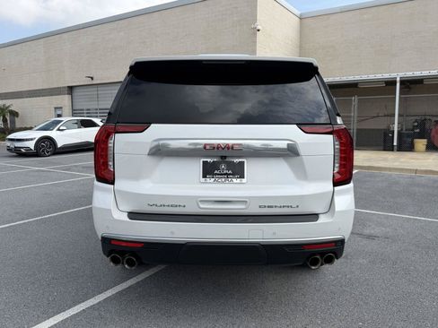 Used 2022 GMC Yukon XL Denali AWD/4WD image 17