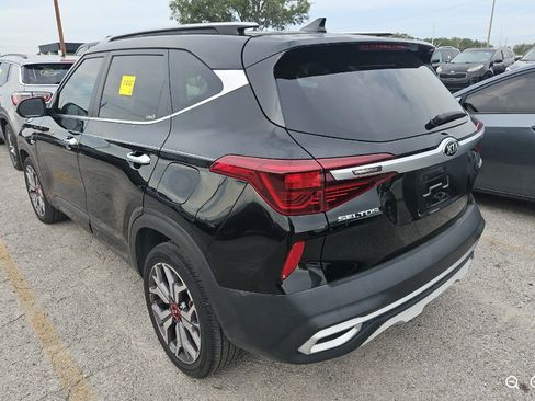 Used 2021 Kia Seltos SX AWD/4WD image 3