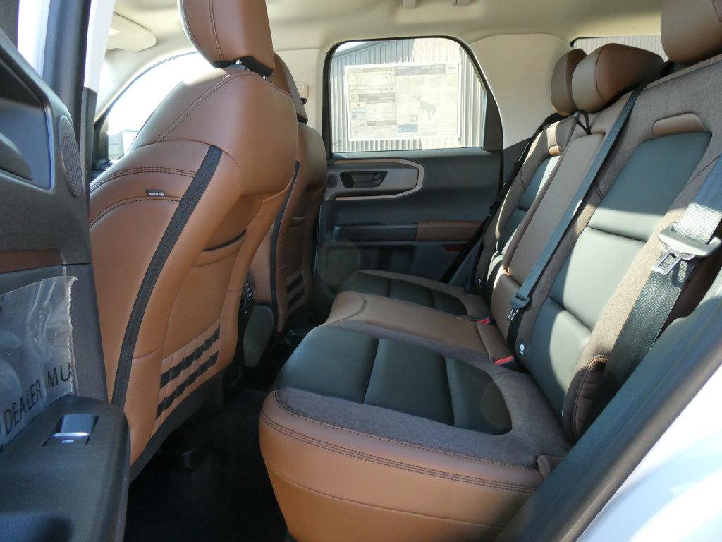 New 2026 Ford Bronco Sport Outer Banks w/ Outer Banks Tech Package+ AWD/4WD image 12