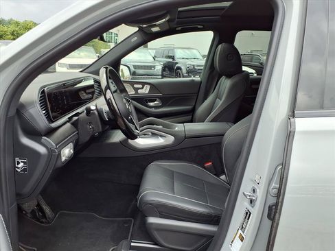 Used 2024 Mercedes-Benz GLE 450 4MATIC image 11