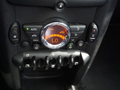 Used 2011 MINI Cooper Hardtop FWD image 15