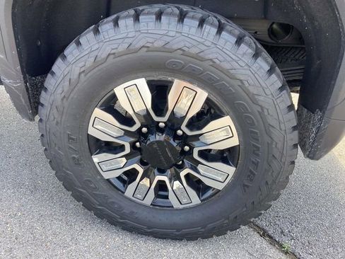 New 2025 GMC Sierra 2500 Denali w/ Technology Package image 7