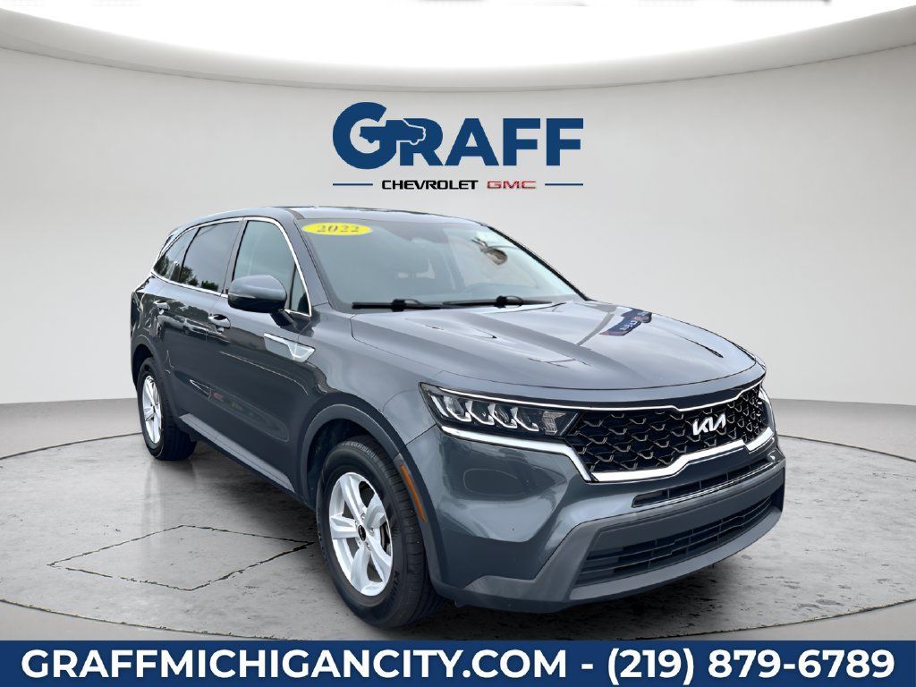 Used 2022 Kia Sorento LX FWD image 7
