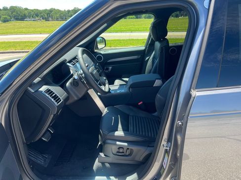 New 2026 Land Rover Discovery Dynamic SE AWD/4WD image 9
