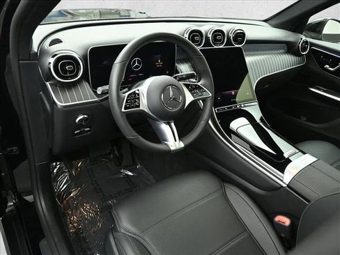 Certified 2025 Mercedes-Benz GLC 300 GLC 300 image 8