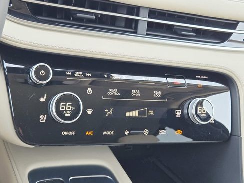 Used 2025 INFINITI QX60 Luxe w/ Vision Package AWD/4WD image 31