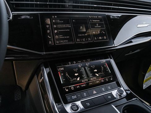 Used 2025 Audi Q7 3.0T Premium Plus image 10